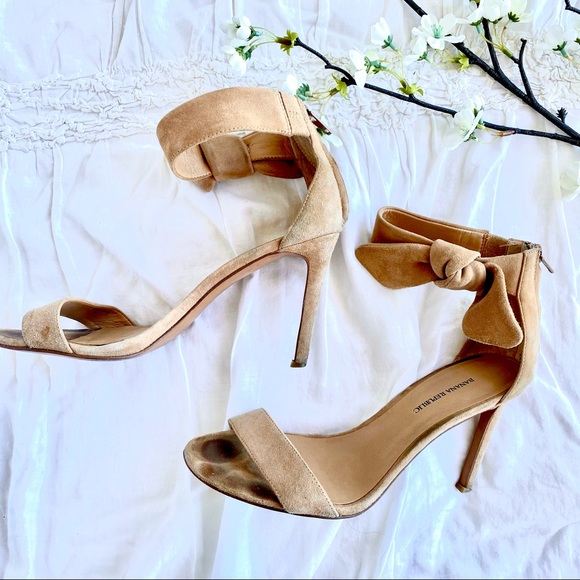 Banana Republic Bow Stilettos - Picture 3 of 5